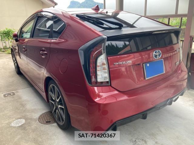 Toyota PRIUS 2014-01 8661069-2