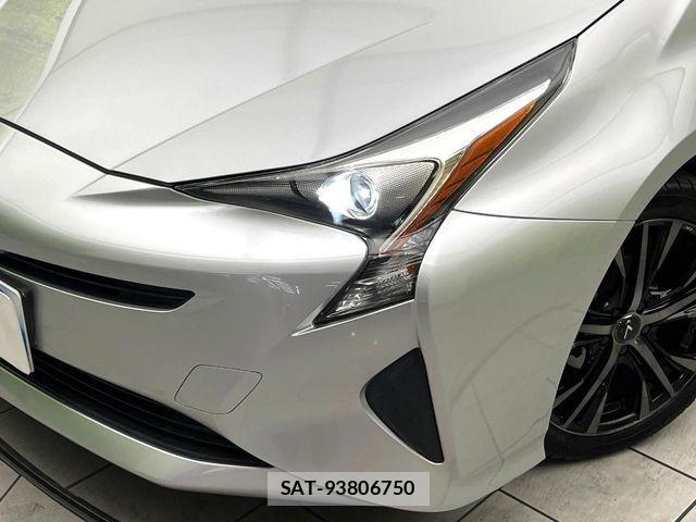 Toyota PRIUS 2017-12 8686319-11