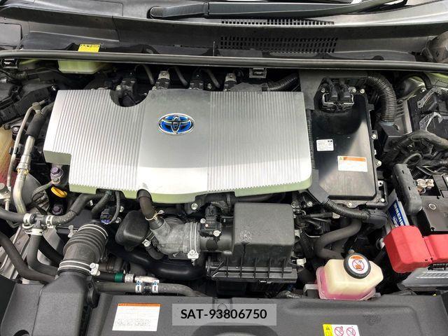 Toyota PRIUS 2017-12 8686319-17