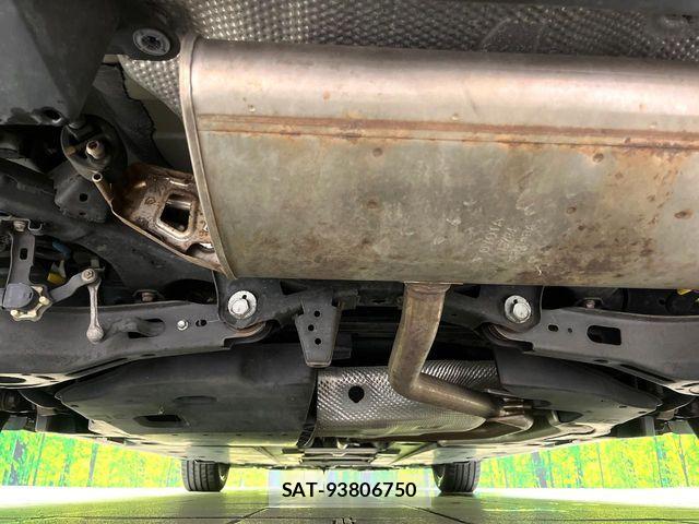 Toyota PRIUS 2017-12 8686319-18