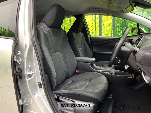 Toyota PRIUS 2017-12 8686319-8