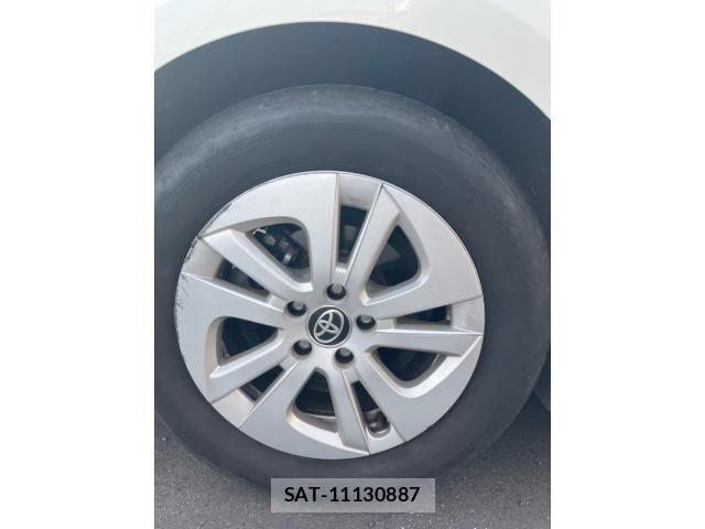 Toyota PRIUS 2018-01 8686334-9