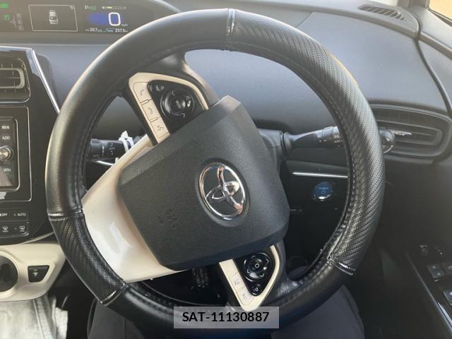 Toyota PRIUS 2018-01 8686334-20