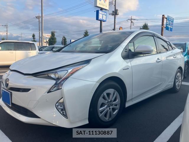 Toyota PRIUS 2018-01 8686334-2