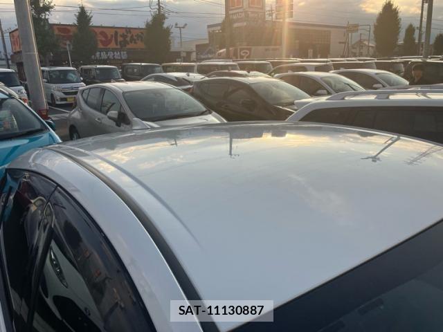 Toyota PRIUS 2018-01 8686334-6