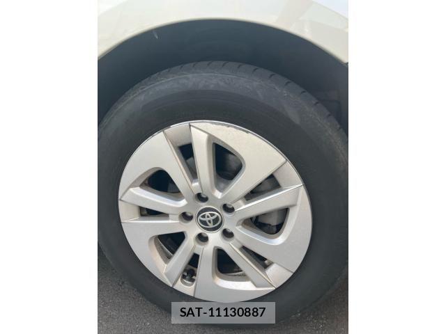 Toyota PRIUS 2018-01 8686334-8