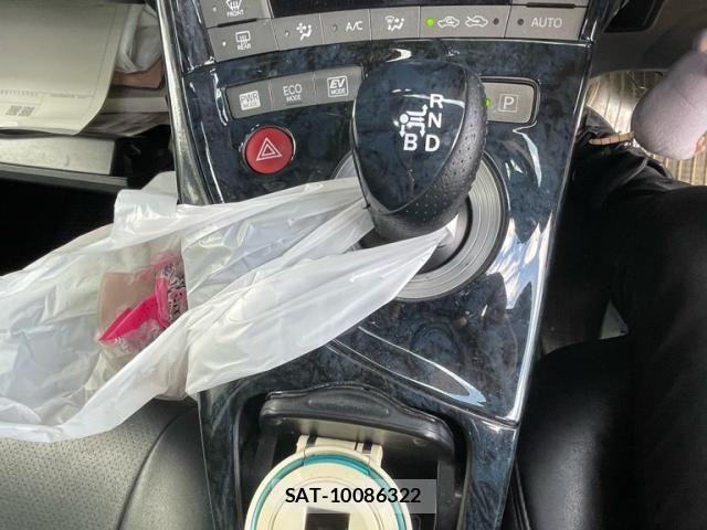 Toyota PRIUS 2012-09 8686346-15