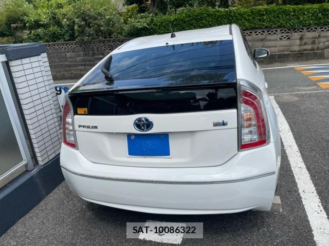 Toyota PRIUS 2012-09 8686346-4