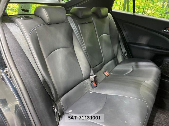 Toyota PRIUS 2016-08 8686310-10