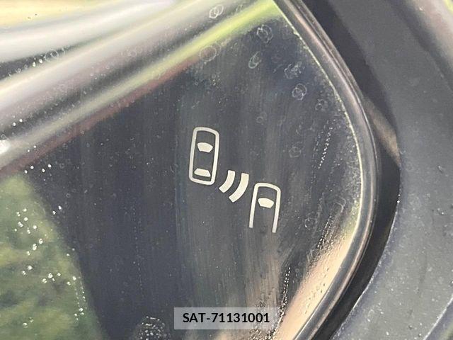 Toyota PRIUS 2016-08 8686310-5