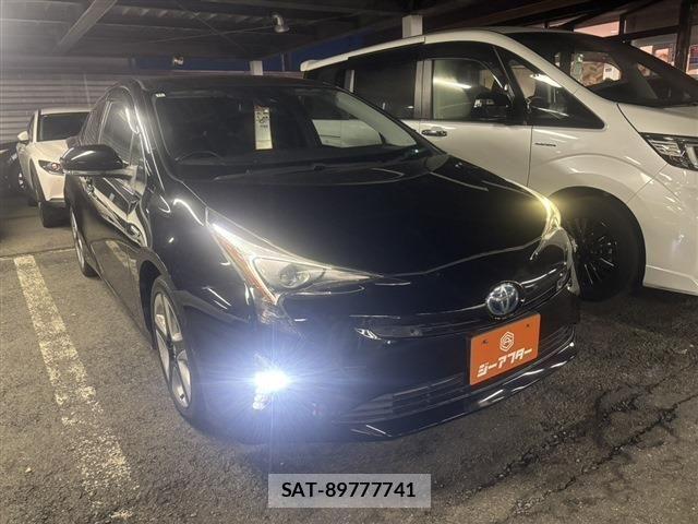 Toyota PRIUS 2016-07 8686306-0