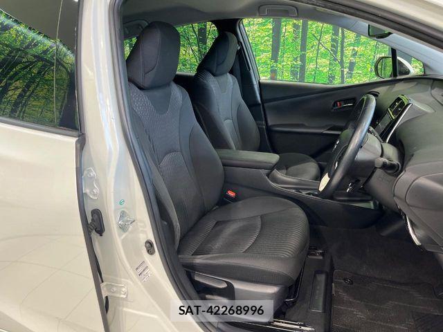 Toyota PRIUS 2017-01 8686304-7