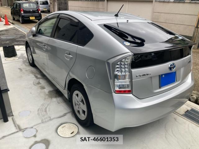 Toyota PRIUS 2009-10 8686360-2