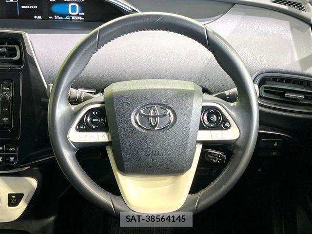 Toyota PRIUS 2016-04 8686309-10