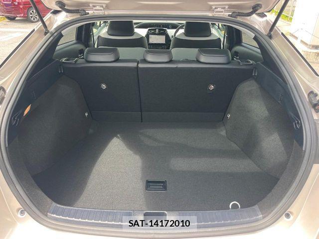 Toyota PRIUS 2016-03 8686312-10