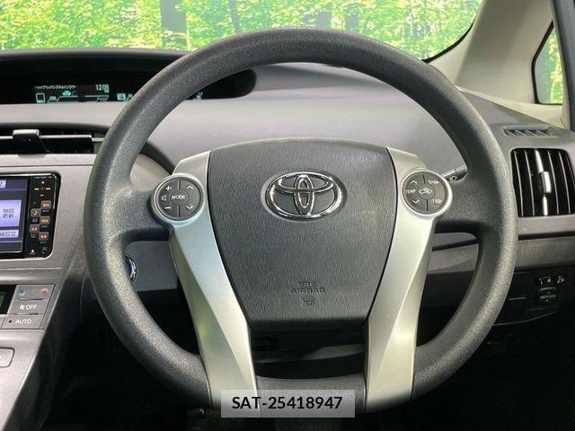 Toyota PRIUS 2012-04 8686338-10