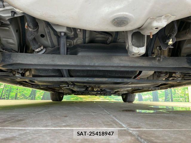 Toyota PRIUS 2012-04 8686338-18