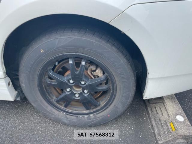 Toyota PRIUS 2013-10 8686357-7