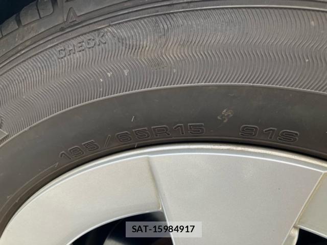 Toyota PRIUS 2011-11 8686348-10