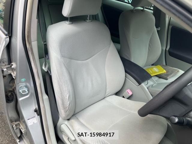 Toyota PRIUS 2011-11 8686348-14