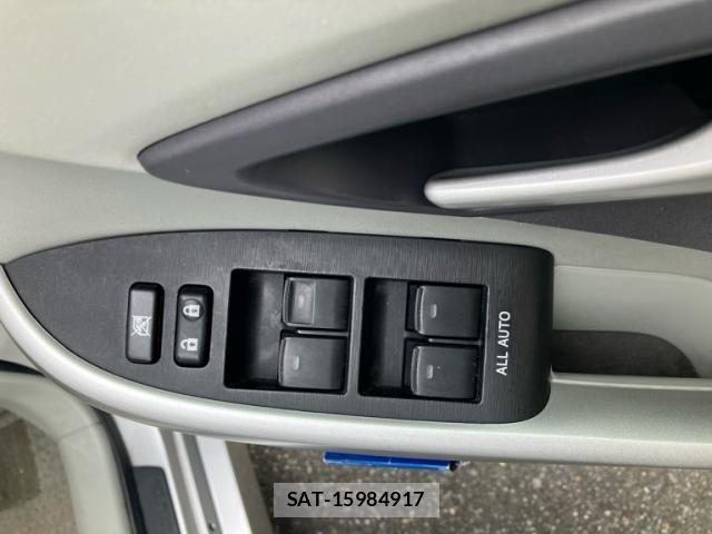 Toyota PRIUS 2011-11 8686348-15