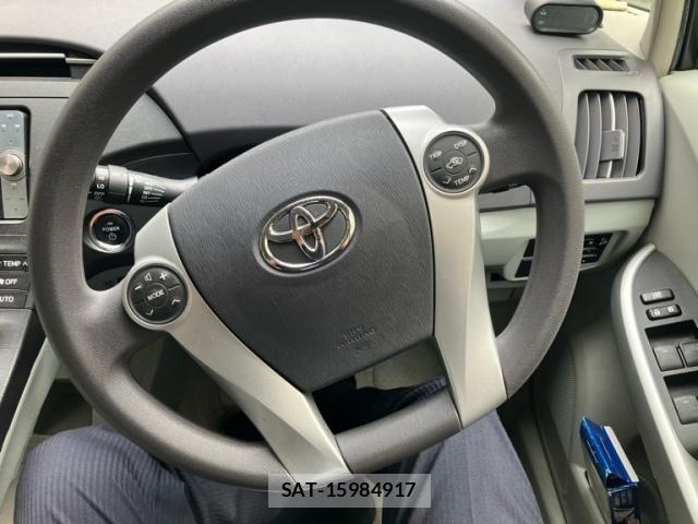 Toyota PRIUS 2011-11 8686348-17