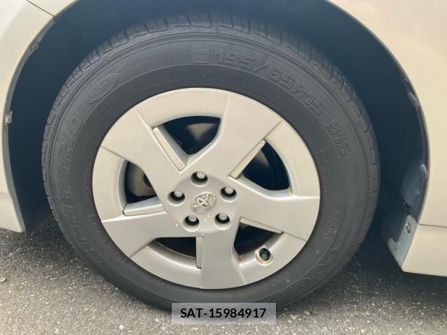 Toyota PRIUS 2011-11 8686348-8