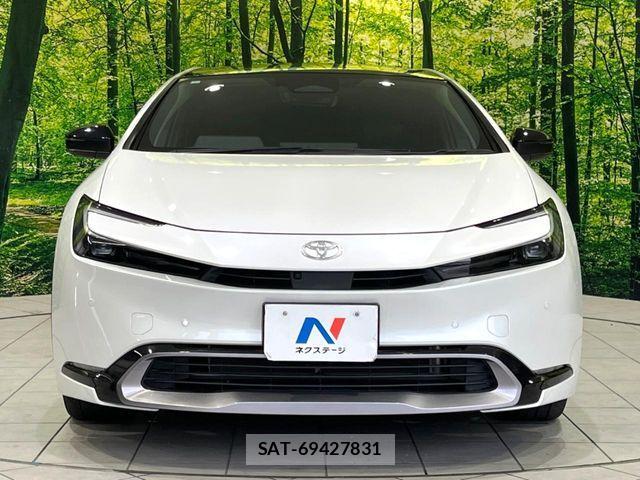 Toyota PRIUS 2023-08 8686299-13