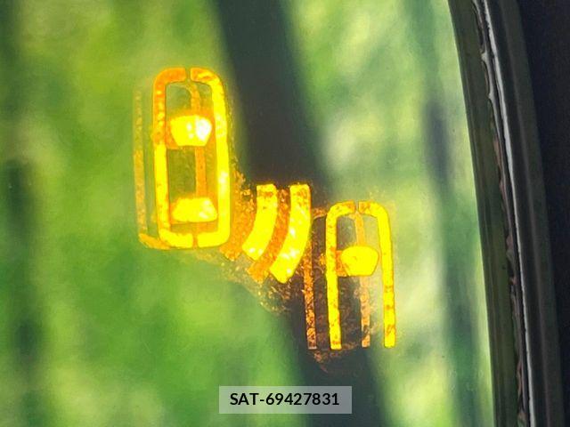 Toyota PRIUS 2023-08 8686299-6