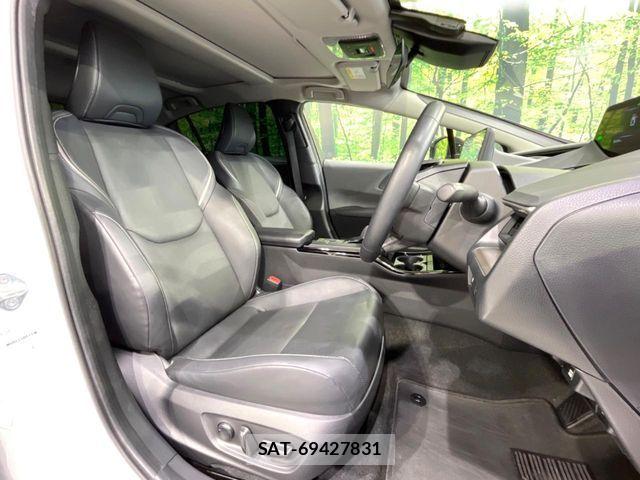 Toyota PRIUS 2023-08 8686299-7