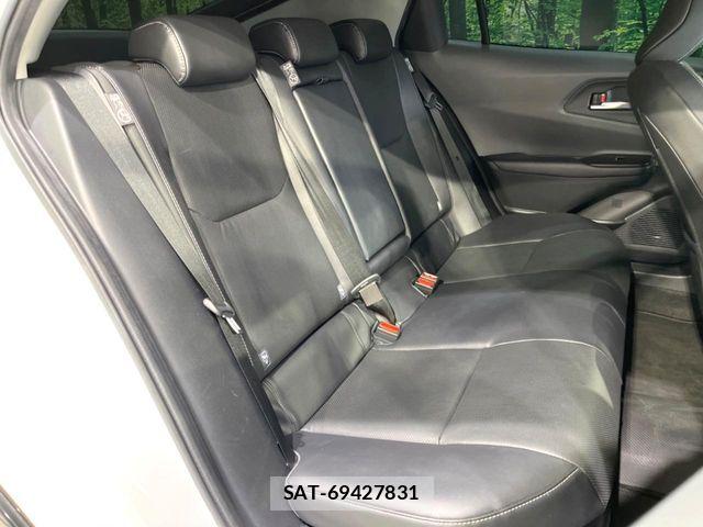 Toyota PRIUS 2023-08 8686299-8