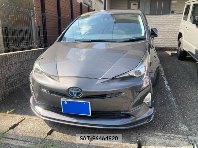 Toyota PRIUS 2017-08 8686318-1