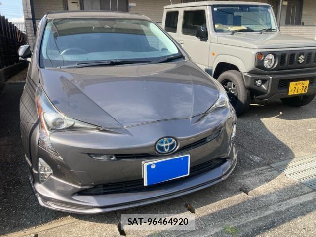 Toyota PRIUS 2017-08 8686318-2