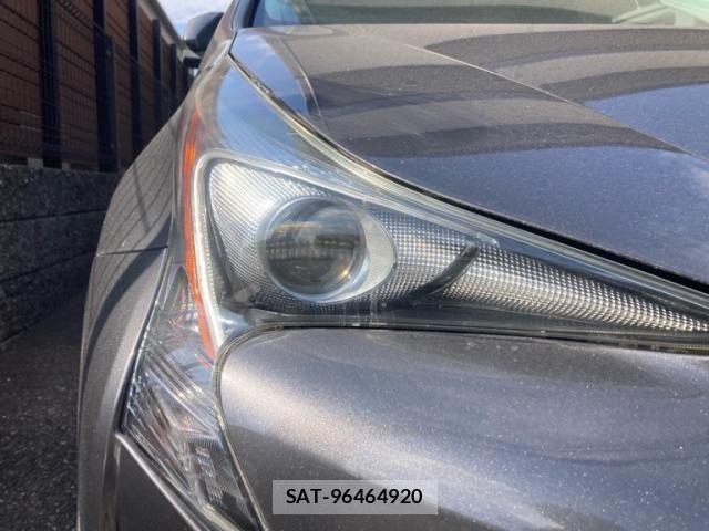 Toyota PRIUS 2017-08 8686318-3