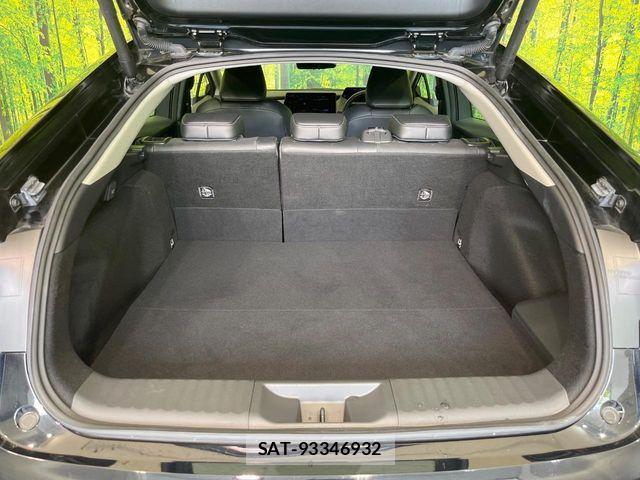 Toyota PRIUS 2024-08 8686296-9