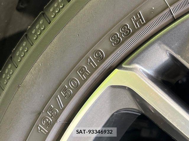 Toyota PRIUS 2024-08 8686296-19