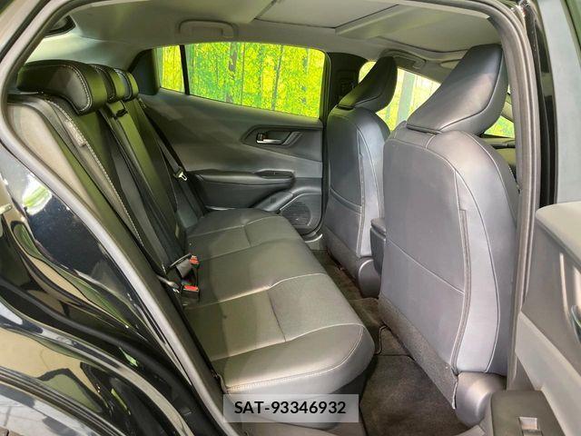 Toyota PRIUS 2024-08 8686296-8