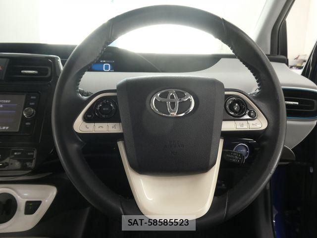 Toyota PRIUS 2017-09 8686308-20