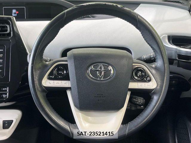 Toyota PRIUS 2016-04 8686303-13