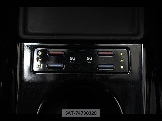 Toyota PRIUS 2019-04 8686305-14