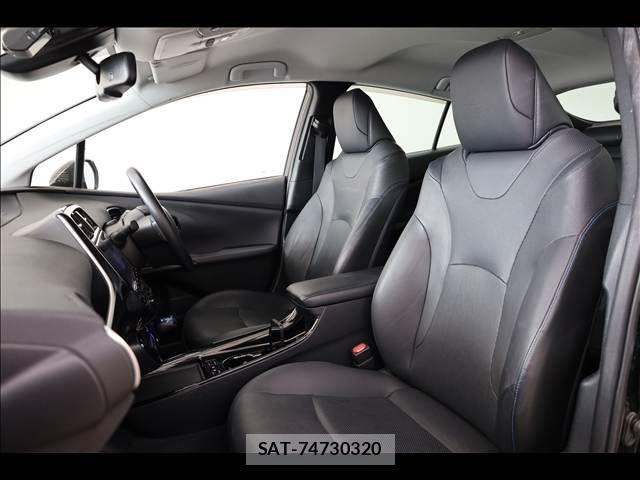 Toyota PRIUS 2019-04 8686305-17