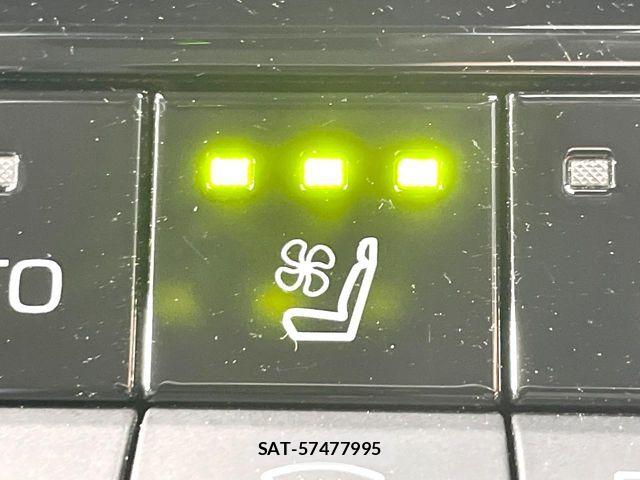 Toyota PRIUS 2023-05 8686298-6