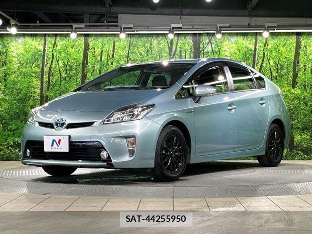Toyota PRIUS 2014-03 8686328-15