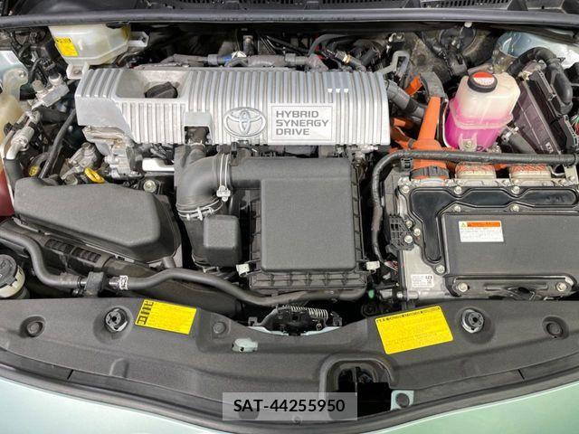 Toyota PRIUS 2014-03 8686328-17