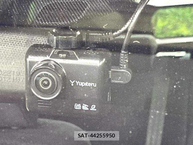 Toyota PRIUS 2014-03 8686328-5