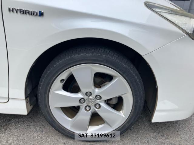 Toyota PRIUS 2015-01 8686349-2