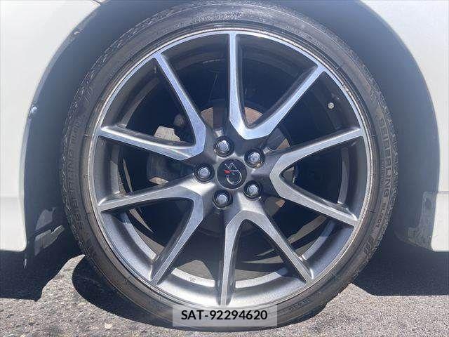 Toyota PRIUS 2014-09 8686343-27