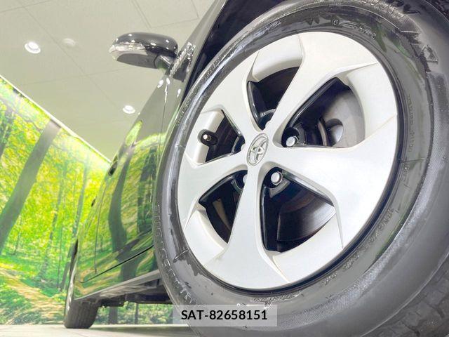 Toyota PRIUS 2012-02 8686335-12
