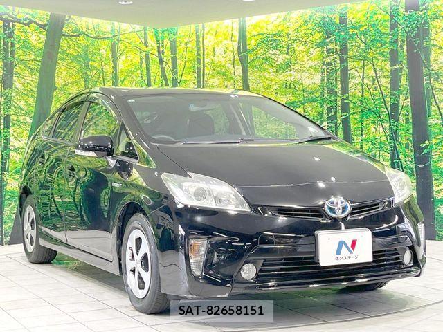Toyota PRIUS 2012-02 8686335-15
