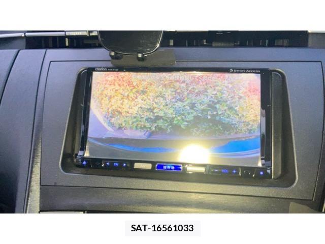 Toyota PRIUS 2013-10 8686354-15